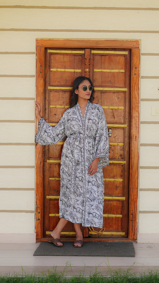 Robe - Printed White